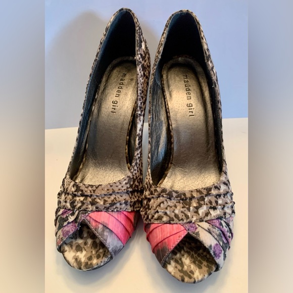Madden Girl Leopard Floral Heel - Picture 3 of 8